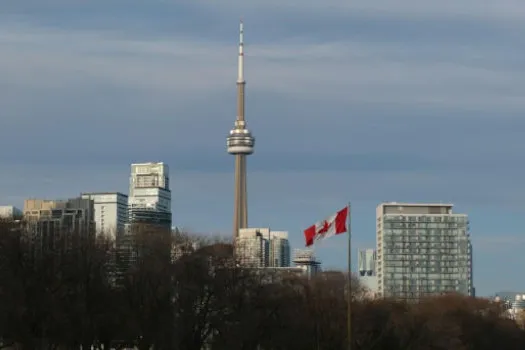 Imagen sobre la expansión del juego online regulado en Canadá, con foco en Alberta y Ontario