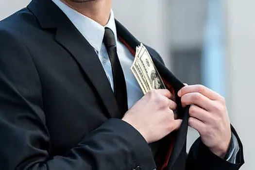 Imagen ilustrativa sobre malversación de dinero y cargos penales vinculados al juego