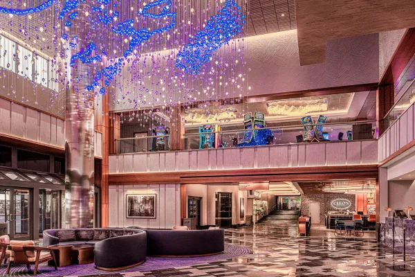 Otra vista de las instalaciones actualizadas del resort en Lake Tahoe