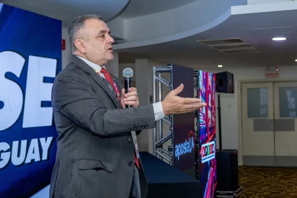 Panel institucional sobre el mercado del juego en Paraguay