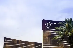 Wynn Resorts crece en el segundo trimestre, pese a retrasos y mayor coste en su proyecto de Emiratos Árabes Unidos