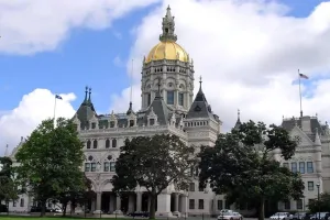 Underdog demanda a Connecticut por su ofensiva contra los contratos deportivos en mercados de predicción