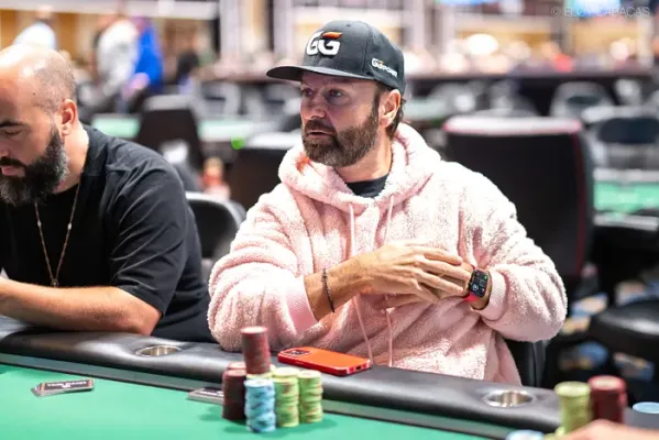 Daniel Negreanu en una imagen incluida en el desarrollo del torneo